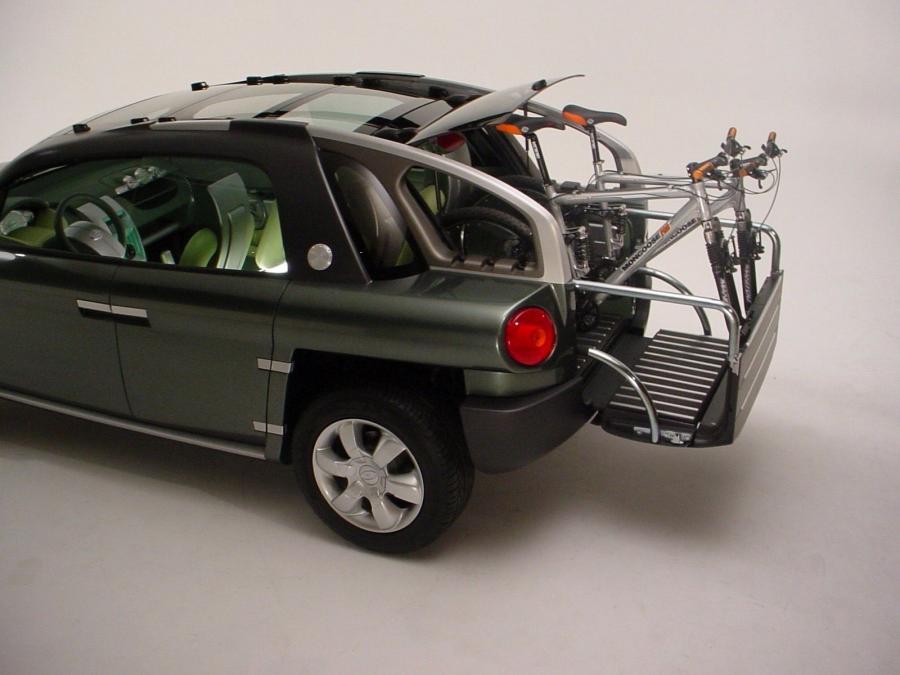  Hyundai OLV Concept 2003 года  (фото 4 из 6)